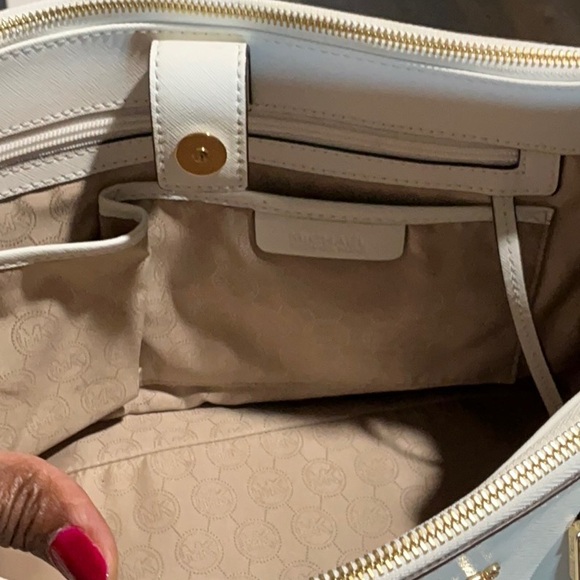 Handbag - Picture 4 of 7